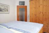 Schlafzimmer 1 mit Doppelbett (180x200cm)